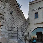 The Owl Cave Hotel 3*