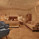 The Owl Cave 3*