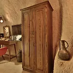 The Owl Cave 3*