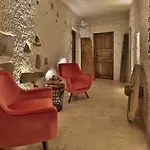 Hotel The Owl Cave 3*