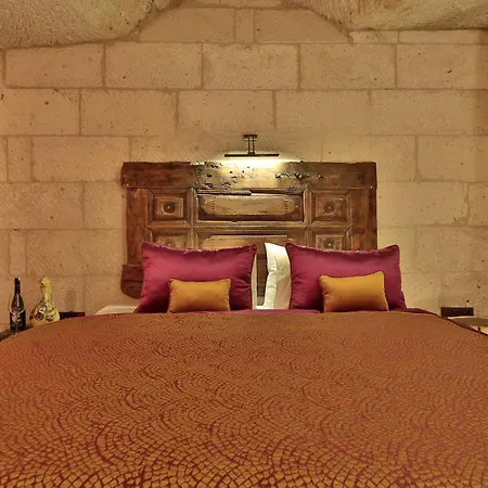 Hotel The Owl Cave 3*