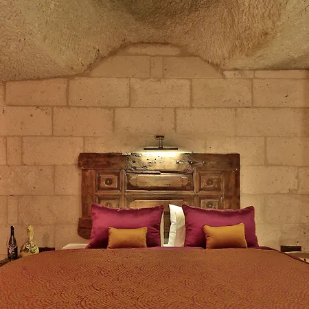 The Owl Cave 3*