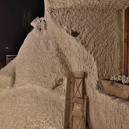 The Owl Cave 3* 괴레메