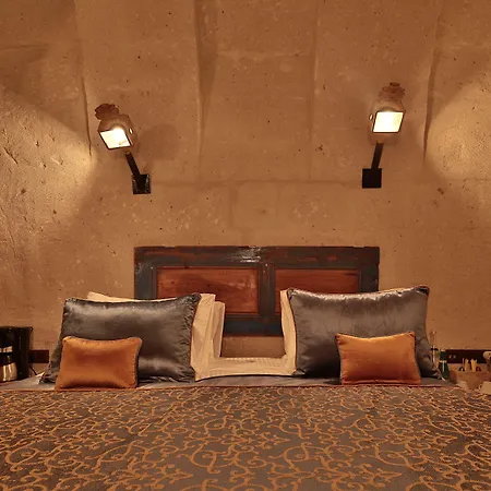 The Owl Cave 3*