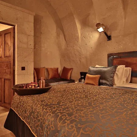 The Owl Cave Hotel 3*