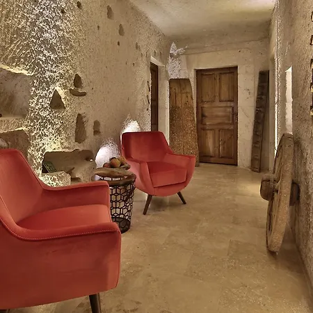 Hotel The Owl Cave 3*