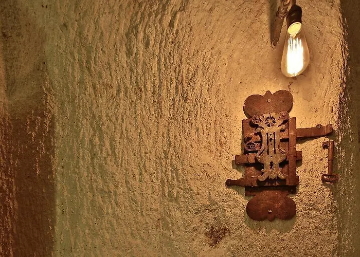 מלון The Owl Cave גורמה