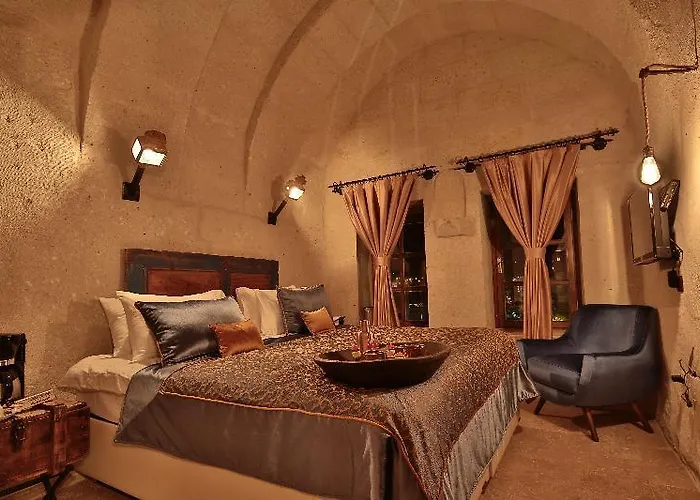 The Owl Cave 3* Γκόρεμε