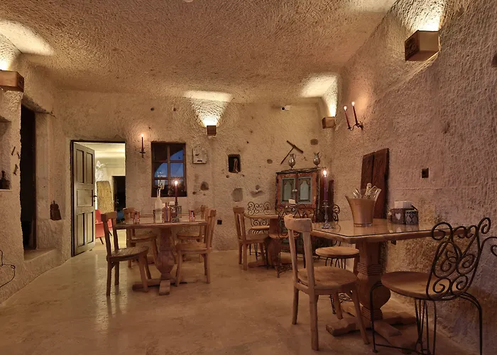 The Owl Cave Γκόρεμε