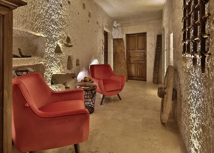 Hotel The Owl Cave 3*